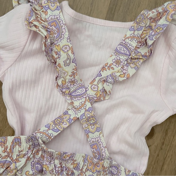 Two Piece Paisley Outfit - Picture 5 of 6